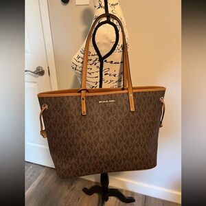 MICHAEL KORS Jet Set Travel Large Tote